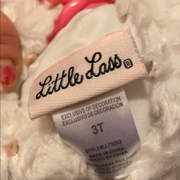 Little lass vest white and gold size 3T. - Picture 3 of 4